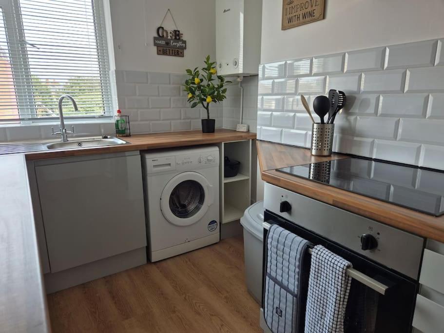 #26C 2 Bed Apartment פורטסמות' מראה חיצוני תמונה