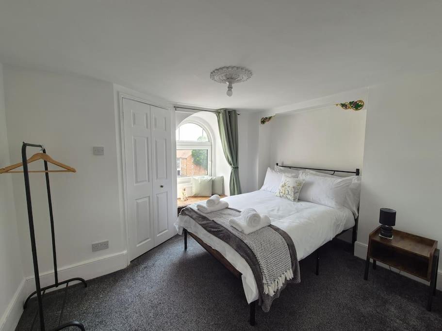 #26C 2 Bed Apartment פורטסמות' מראה חיצוני תמונה
