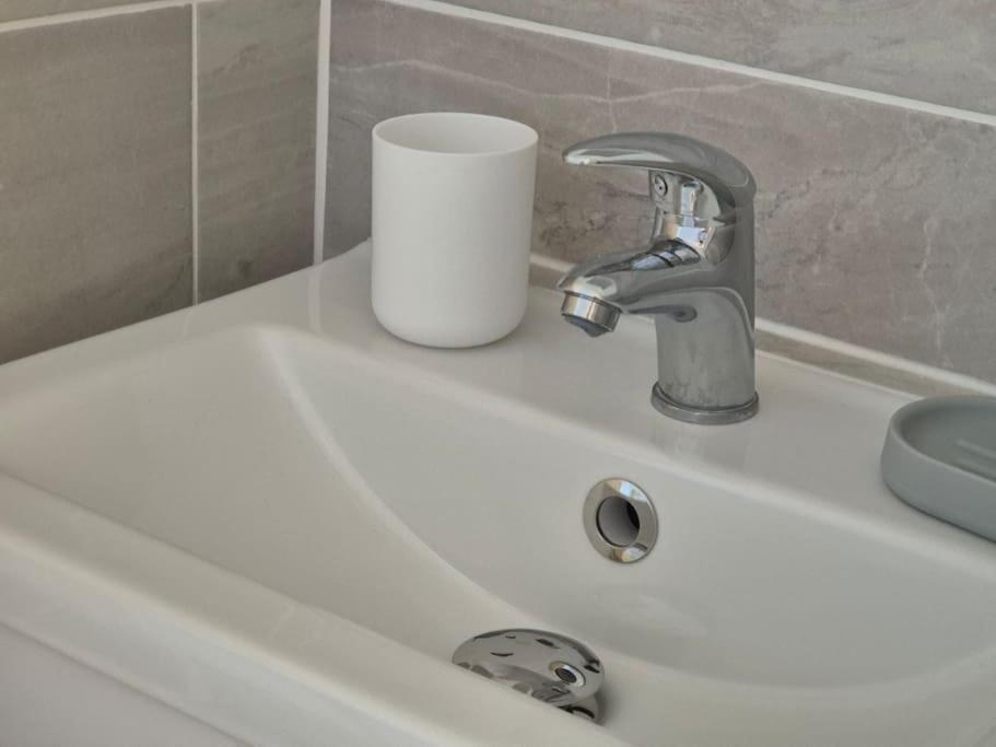 #26C 2 Bed Apartment פורטסמות' מראה חיצוני תמונה