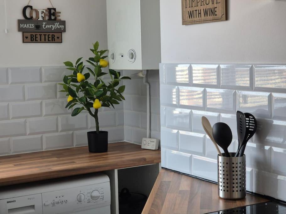 #26C 2 Bed Apartment פורטסמות' מראה חיצוני תמונה